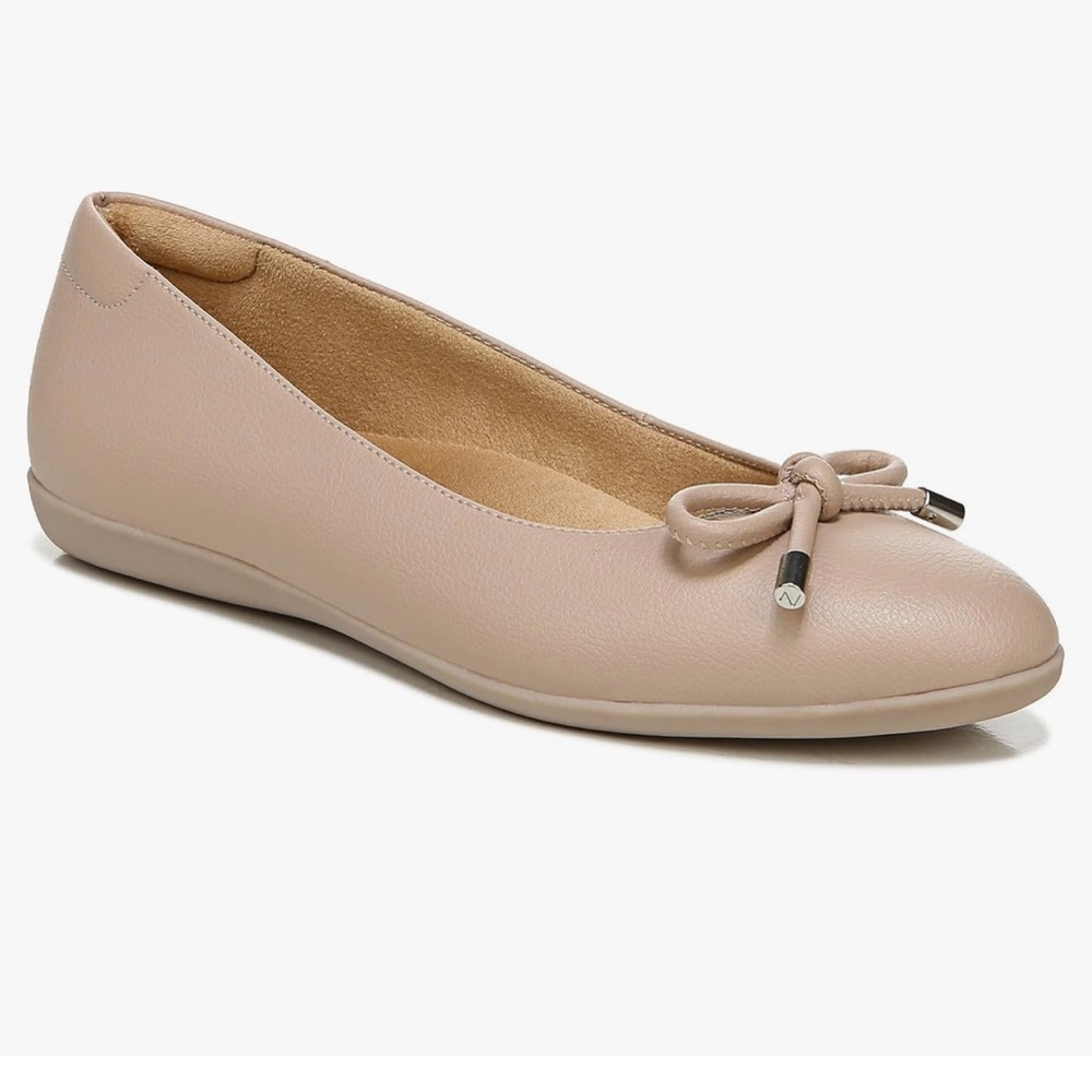 NEW W BOX Naturalizer Women Vivienne Bow Ballet Flat size 8
